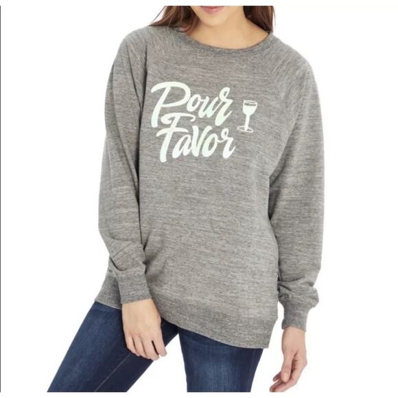 Wildfox Heather Gray Pour Favor Screen Print Sweatshirt Medium Wineglass - Picture 8 of 8